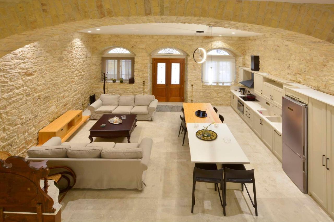 The Old Print House, Corfu Apartament *